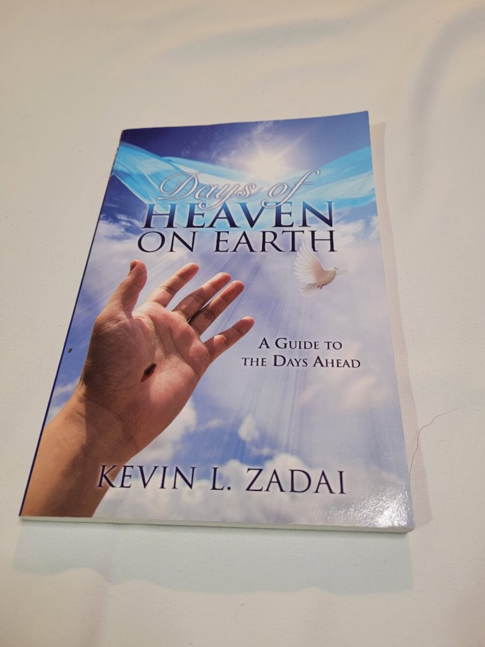 Days of Heaven on Earth Christian Inspirational Paperback Guide Book